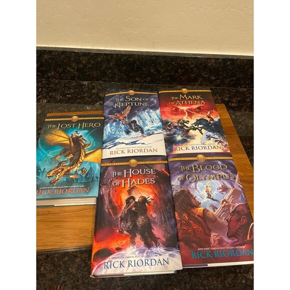 Complete Set Series - Lot of 5 Heroes of Olympus Books - Picture 6 of 7